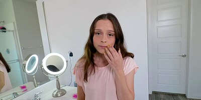 Brunette cutie Lily Glee drools on stepbros big dong