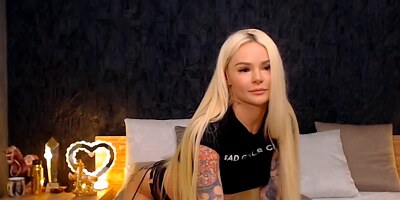 Sweet blonde ready to get some pleasure
