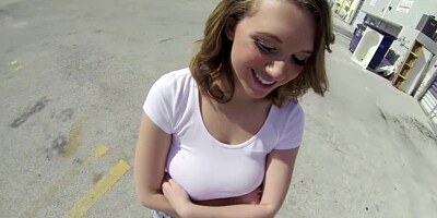 Big tit hot chick Brooke Wylde blowing cock outdoor and experience standing doggystyle