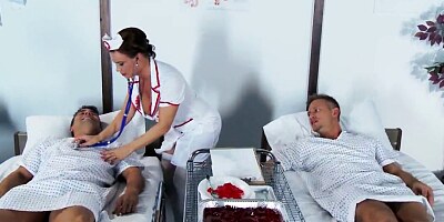 Slutty nurse Diamond Foxx gives her patients special treatment