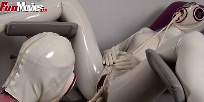 FUNMOVIES - Nurses in latex pissing