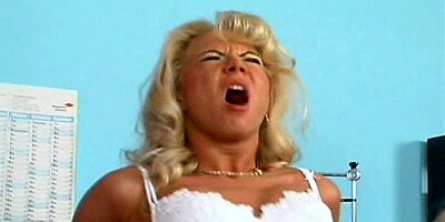 MANDY MYSTERY - GERMAN NURSES