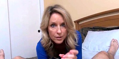Kinky mature teaches me sex in POV