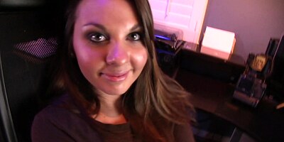 CALI HAYES, ASHLEY, TEGAN RILEY & CALI CARTER GIVES HEAD