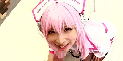 Japanese footjob babe in costume uses feet to tug