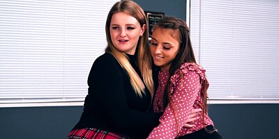 Gia Derza & Christie Stevens Take Fingering Break At The Office