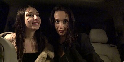 Fun girls' night out ends with sex