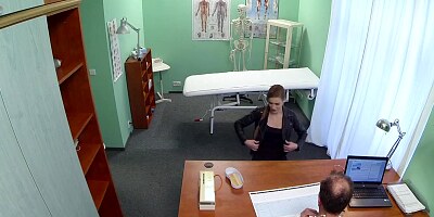FakeHospital Doctor gets just what he Wanted from Hot Patient