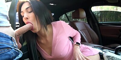 Young Beautiful Nympho Likes to Suck a Big and Hard Dick by the Road