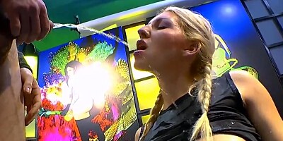 Leonas Harcode pissing gangbang - GGGSexbox