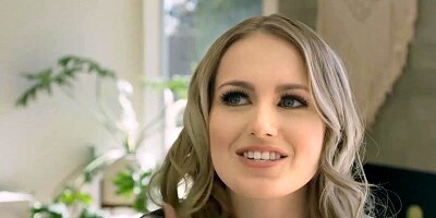 Alluring blonde lady Scarlett Sage is feeling aroused and craves gentle pussy masturbation