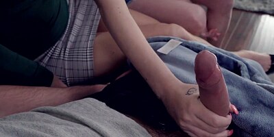 FULL LENGTH Step Sis Carolina Sweets Shares my Dick with Step Mom S10:E10