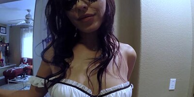 Daddy doesn't know he's fucking his stepdaughter