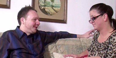 stepmom Seduce Step-Son to Fuck her While dad away