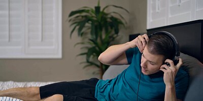 Kenzie Reeves getting caught masturbating by stepbro