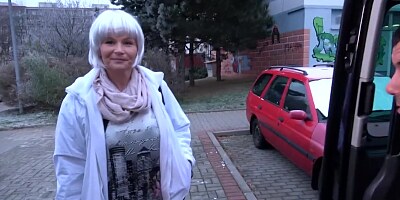 Takevan Ugly Busty Fake Hair MILF Love to Fuck Stranger in Driving Van