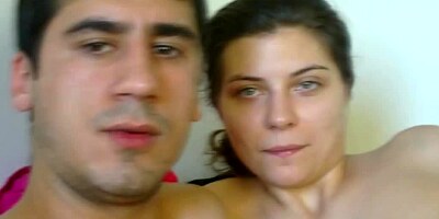 Youngster and his cutie are about to fuck on the amateur camera