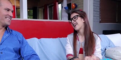 Sexy cheerleader fucked after deepthroat BJ