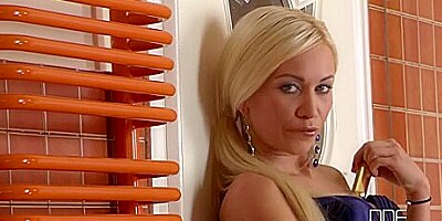 Lindsey Olsen - Blue Satin Symphony