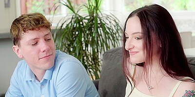 Family Orgy Goes Crazy - Tiffany Fox And Leia Rae