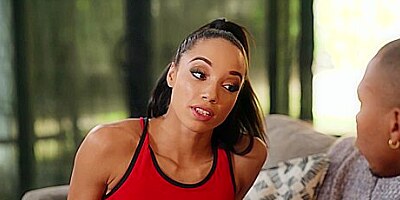 Alexis Tae, Ricky Johnson Track And Feel Her / 9.1.2020