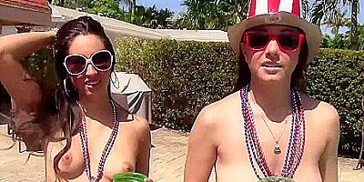 Rachel Rose, Brooklyn Jade And Alexis Rodriguez In Independence Day