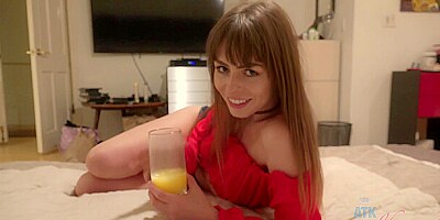 Alex Blake As Your Girlfriend, Pov