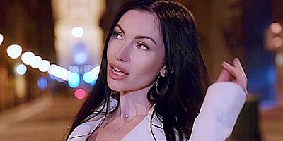 Sasha Rose, Darrell Deeps - Close Up