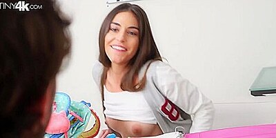 Arielle Faye In Seducing The Principal