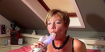 Ina V. - Horny Housewife Squirting All Over Her Bed