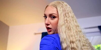 Fuck on camera stimulates the blonde to perform household chores