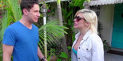 Using The Chance To Fuck Her