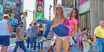 Amateur porn vacation in New York: Day 1 - Morning sex at hotel and shopping