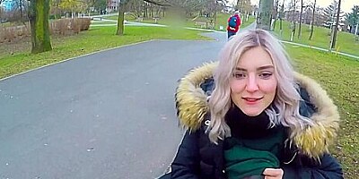 Adam Ocelot And I Gave A Fan Blowjob In Public