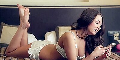 Alexa Day - Seductive Call