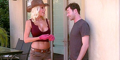 Hard Sex And Milf Blonde