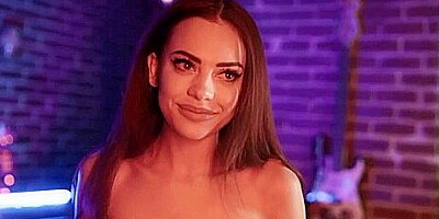 Liv Wild And Sabina Rouge In Even Cowgirls Get Horny