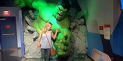 Emma Makes Herself Right At Home In Vegas - Emma Hix