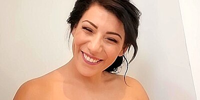 Valentina Jewels Bush Or Bare / 03.10.2018