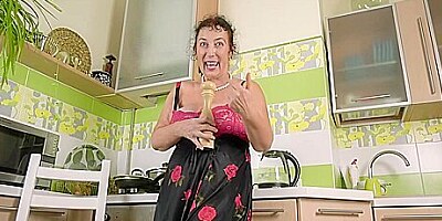 Esmerelda Four-finger Fucking In The Kitchen