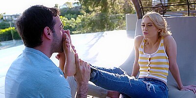 A Small Dose Of Foot Fetish Is All She Needs