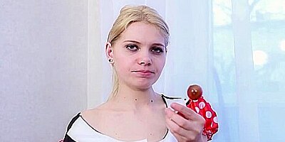 Amuza Enjoys A Sucker And Strips Naked In Bed
