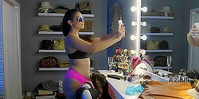 Ramon Nomar And Violet Starr In Tan That Ass