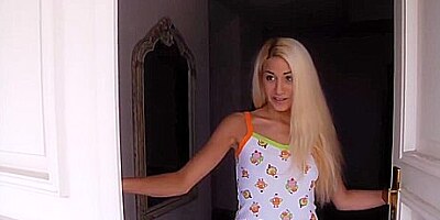 Fialucci And Yenna In The French Fucker