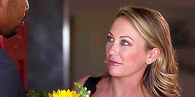 Adira Allure, Isiah Maxwell - Assersize