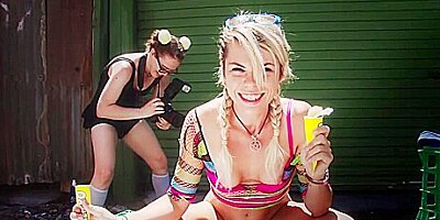 Max - Skatergirl Bts