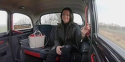 George Uhl, Sofia The Bum Go Go Dancer Gives Him A Vip Dance / 19.2.2020