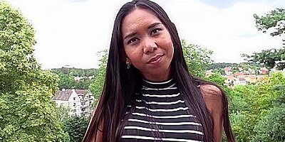 Beautiful Indonesian Killa Raketa Masturbates And Reaches Wild Orgasms
