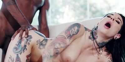 It's like burning fire when guy bangs white MILF's asshole