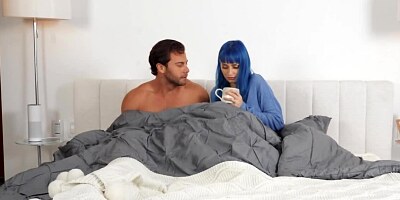 Man drowns in passion the way girlfriend with blue hair does